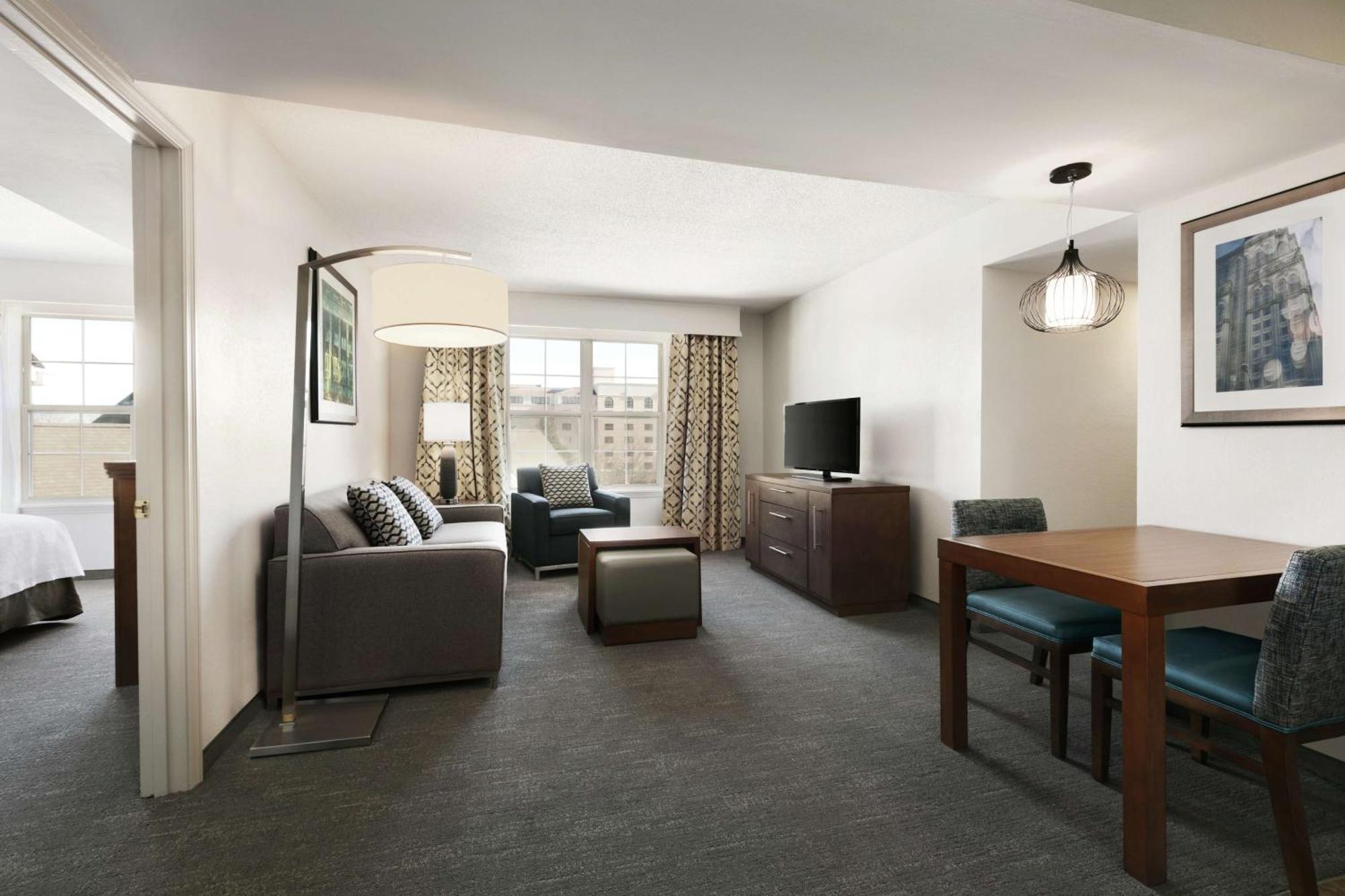 Homewood Suites By Hilton Kansas City Airport Dış mekan fotoğraf