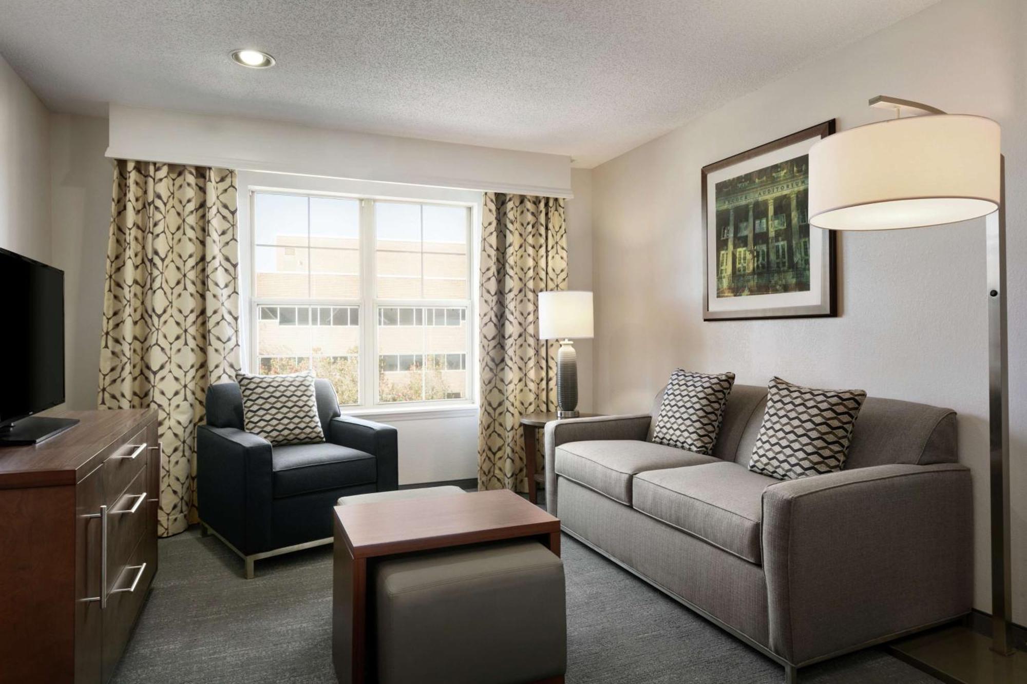 Homewood Suites By Hilton Kansas City Airport Dış mekan fotoğraf